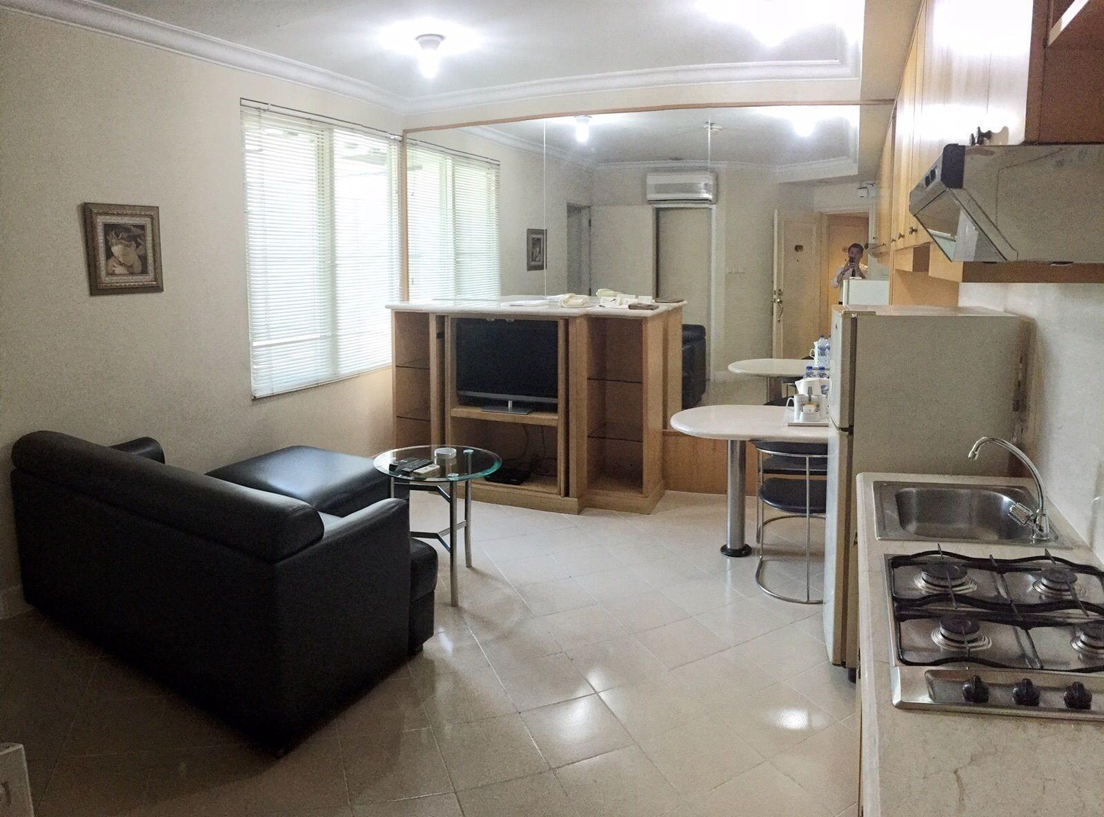Batavia Hotel & Serviced Apartments ג'קרטה מראה חיצוני תמונה