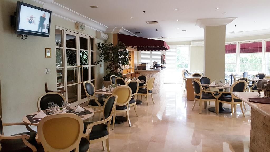 Batavia Hotel & Serviced Apartments ג'קרטה מראה חיצוני תמונה