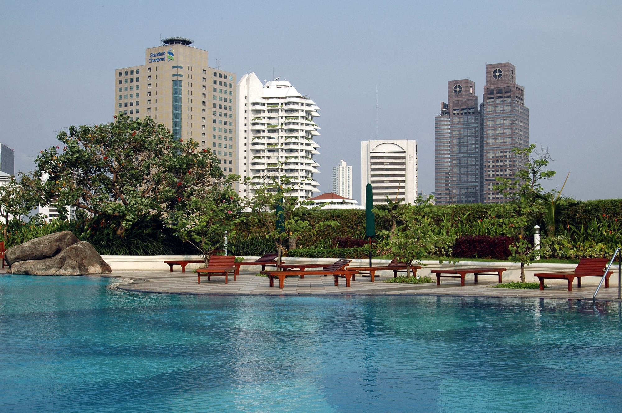 Batavia Hotel & Serviced Apartments ג'קרטה מראה חיצוני תמונה